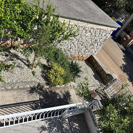 Apartment Jasna B Omišalj Zewnętrze zdjęcie